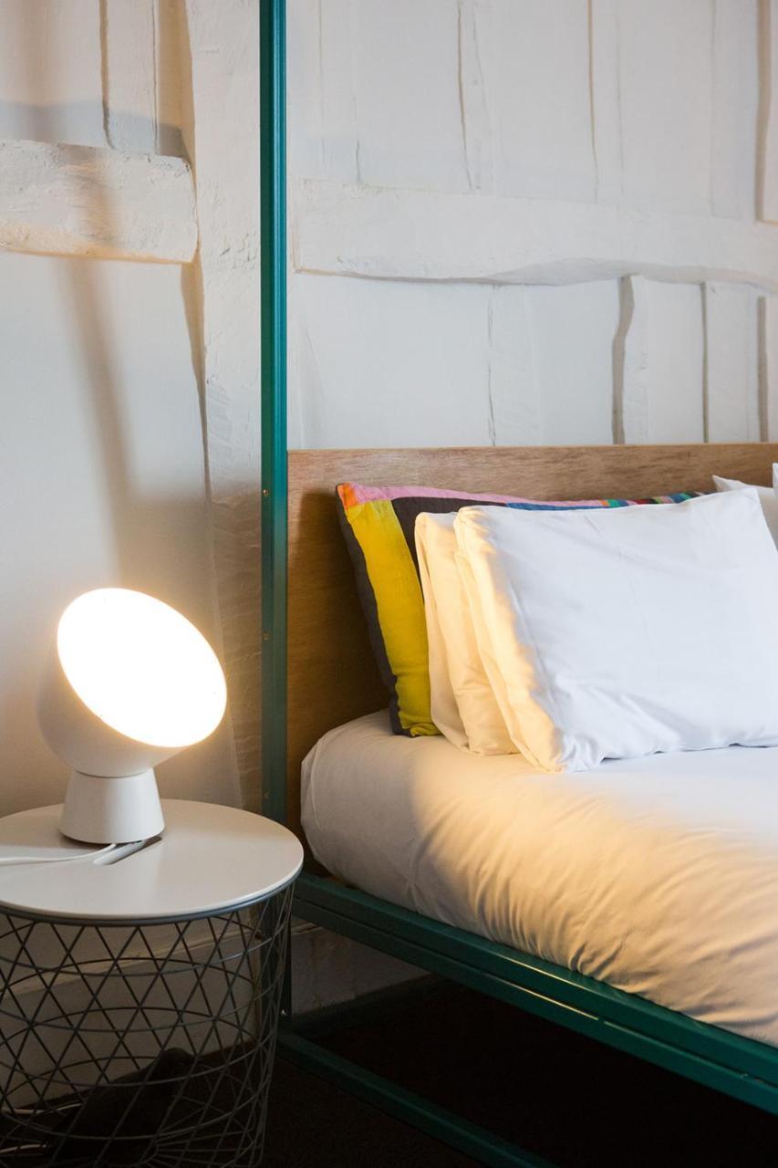 Whitehouse Rye Bed and Breakfast Eksteriør billede A lamp
