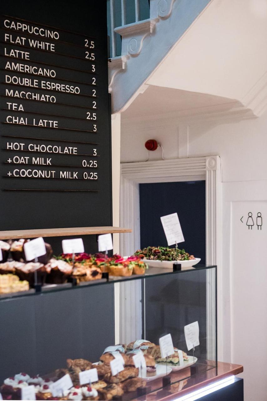 Whitehouse Rye Bed and Breakfast Eksteriør billede Menu at a cafe